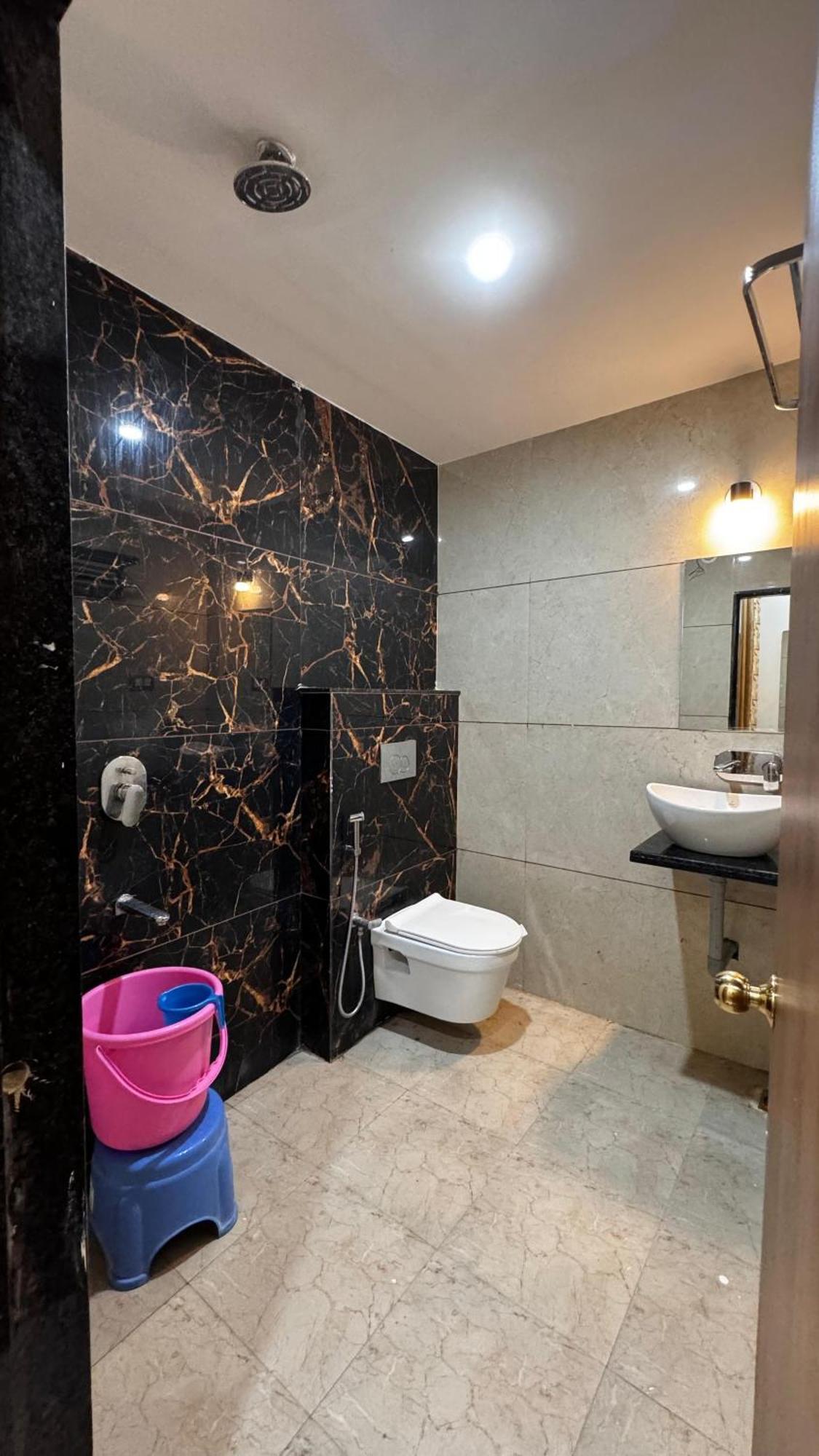 Hotel Prakasham Ujjain Eksteriør billede